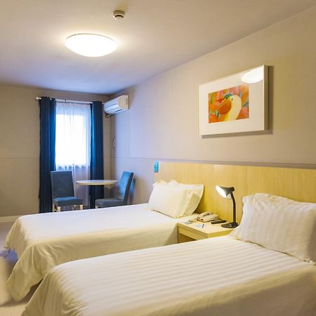 Jinjiang Inn Select Jinan Baotuquan Zewnętrze zdjęcie