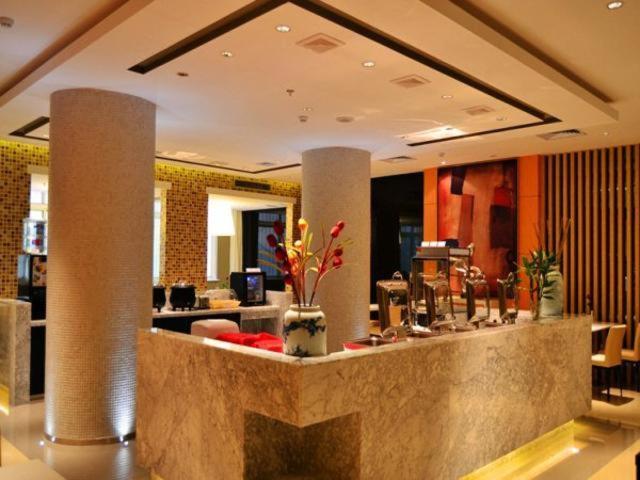 Jinjiang Inn Select Jinan Baotuquan Zewnętrze zdjęcie
